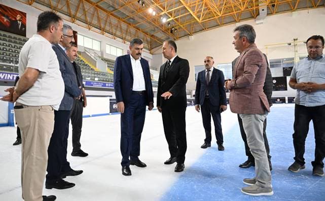 Yakutiye 3000'lik ve 500'lük Buz Pisti — görünüm 3